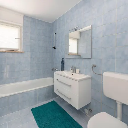 Apartment Hisa Oder *