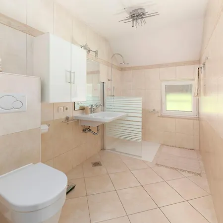 Hisa Oder Apartament *