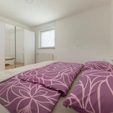 Hisa Oder Apartament *